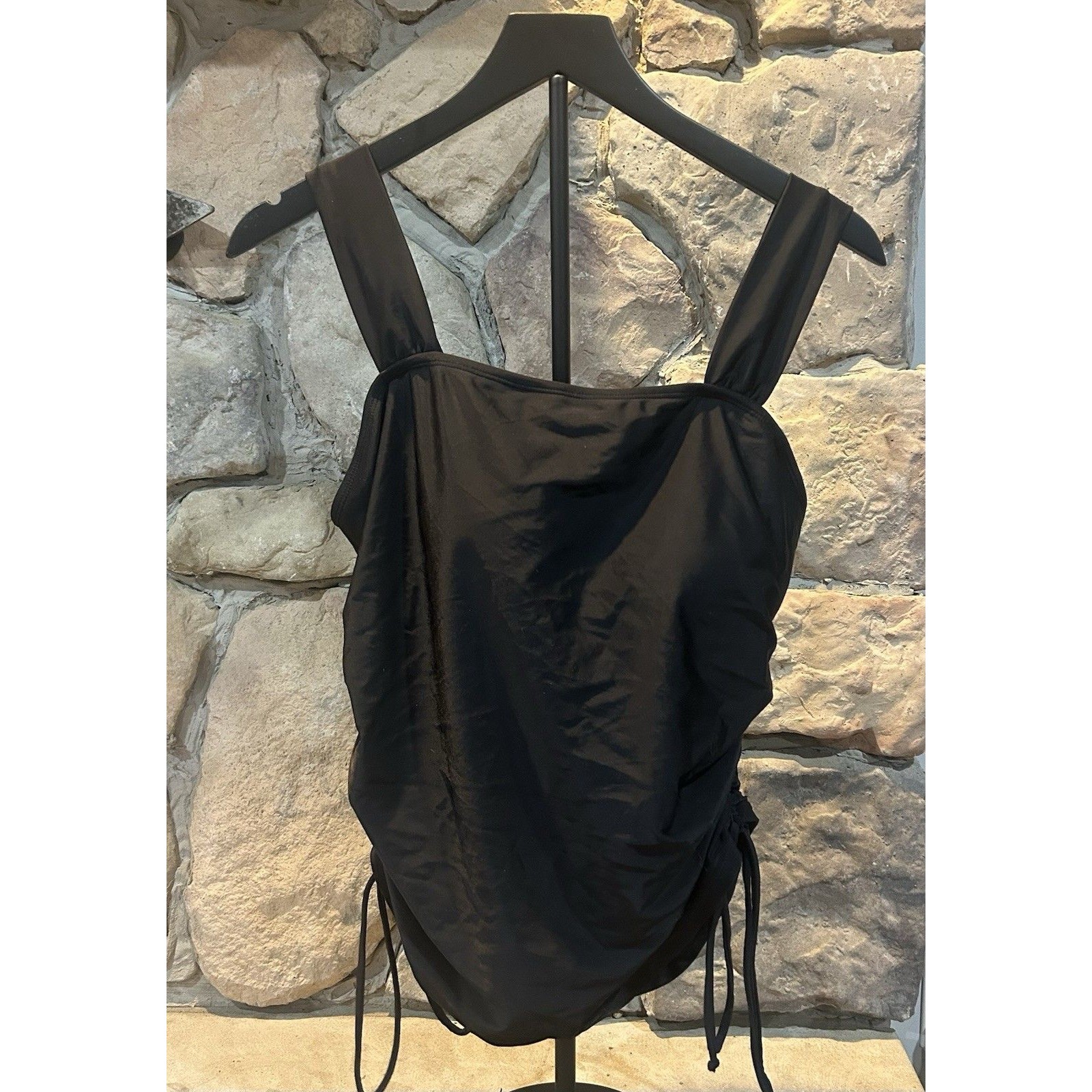 Women’s Swimsuit Top Xl